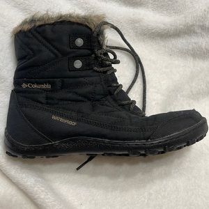 Women’s Columbia Minx Shorty waterproof winter snow boots